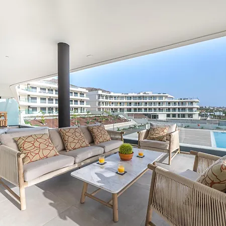 Appartement Serenity Deluxe - Pool & Terrace