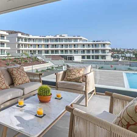 Serenity Deluxe - Pool & Terrace Apartmán
