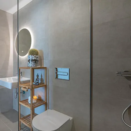 Lägenhet Serenity Deluxe - Pool & Terrace *