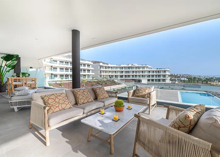 Apartamento Serenity Deluxe - Pool & Terrace