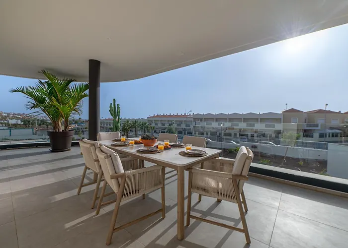 Serenity Deluxe - Pool & Terrace *